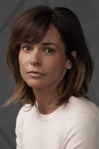 Stephanie Szostak in Four Single Fathers
