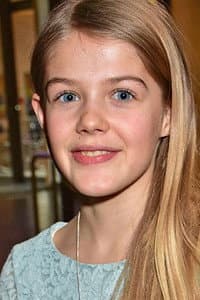 Julia Jeker in Sepp: De Wolvenvriend