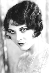 Lorraine Eason in Peter's Pan