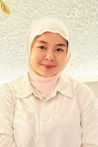 Laula Putri Alvina in Monokrom 2: A Pathetic Records
