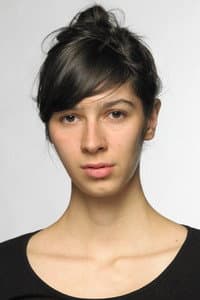 Maëlle Giovanetti in Geschützter Raum