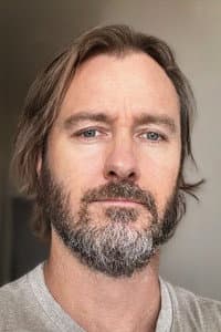 Ben Thomas in Hotel Sorrento
