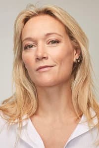Caroline Vigneaux in La loi de Damien, l'égal des dieux