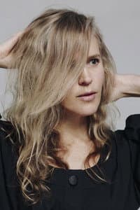 Claudia Dey in Amy George