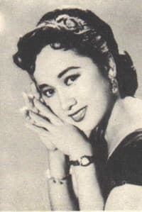 Olivia Cenizal in Postcards from China