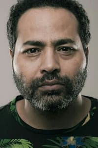 Khaled Kouka in Hombres felices