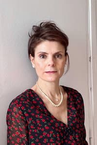 Nathalie Kanoui in Les Nouvelles brèves de comptoir