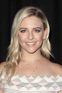 Heléne Yorke in The Other Two