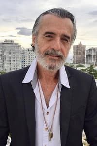 John E. Viguié in Juan Viguié: un visionario