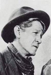 Armando Arriola in Se Los Chupo La Bruja