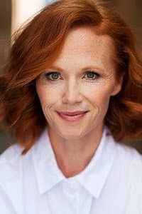 Raelee Hill in Farscape