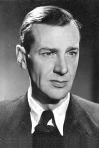 Valentine Dyall in Strange Stories