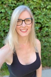 Andrea James in Laundromat
