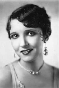 Carmelita Geraghty in Calling Hubby's Bluff