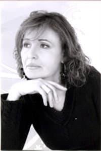Amina Loukil in Lotfi