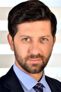Iván Álvarez de Araya in La invención del sueño