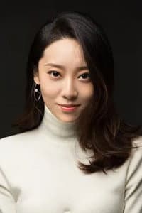 E Jingwen in The New King of Comedy