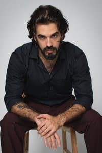 Álvaro Vega in Ser Eterno