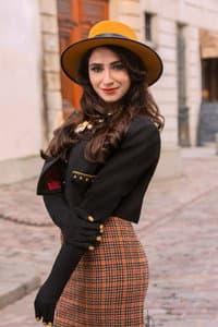 Anya Firestone in Savoring Paris