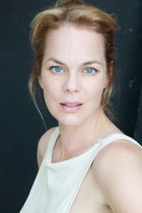 Angela Sandritter in Rosamunde Pilcher: Pfeile der Liebe