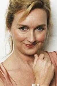Victoria Longley in Celia