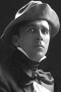 Franklin Ritchie in The Americano