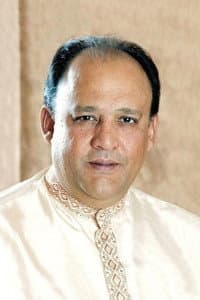 Alok Nath in Aur Pappu Pass Ho Gaya