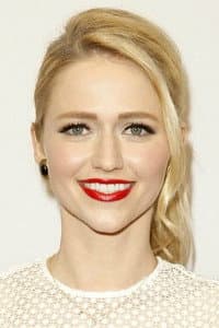 Johanna Braddy in Hurt