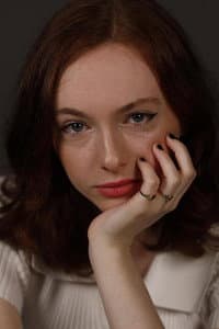 Zélia Bernard in Au revoir Pluton