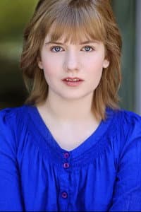Elizabeth Kankiewicz in Bee