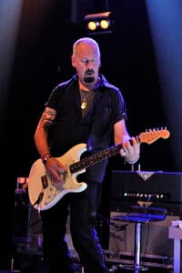 Jon Nichols in Beth Hart Live at l'Olympia