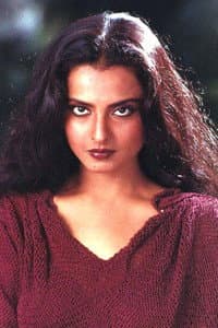 Rekha in Chakkar Pe Chakkar