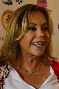 Maritza Olivares in Las adorables mujercitas