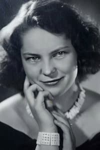 Irena Leonavičiūtė-Bratkauskienė in Tiltas