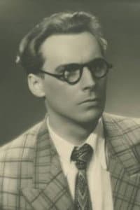 Juozas Urmanavičius in Қиссаи зиндони Павиак