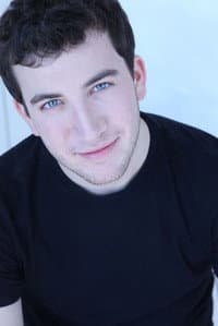 Harrison Chad in Dora The Explorer - Dora Redt De Zeemeerminnen