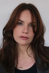 Ruth Wilson in Capturing Mary