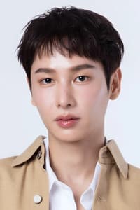 Atthaphan Phunsawat in Slice