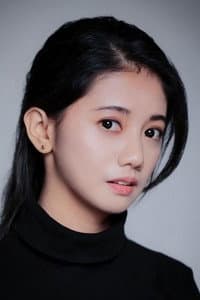 Noreen Joyce Guerra in 더 킹 : 영원의 군주
