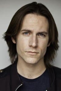 Matthew Mercer in Chico Bon Bon and the Very Berry Holiday