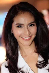 Maudy Koesnaedi in Si Doel the Movie 2