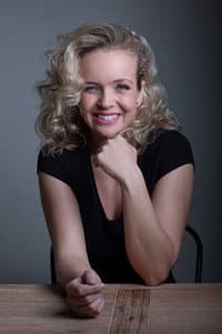 Gabriela Relvas in A Luz de Judá