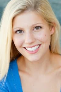 Jade Risser in Murder-Set-Pieces