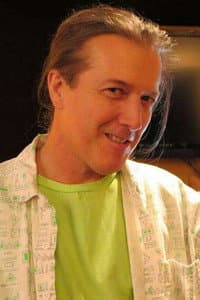 Todd Asayer in Villanos