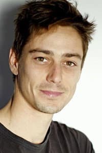 Adrien Jolivet in Les Neiges du Kilimandjaro