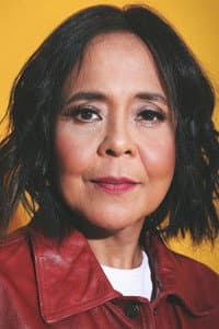 Dolly de Leon in Het vergeten eiland
