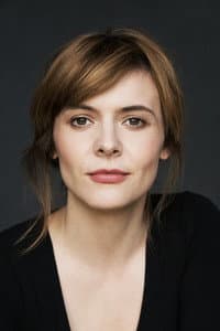 Alexa-Jeanne Dubé in Pauline Julien: Femme pays