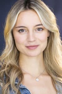 Toni Weiss in 213 Bones