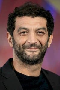 Ramzy Bedia in Sahara