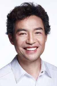 Kim Yong-jun in 경도를 기다리며